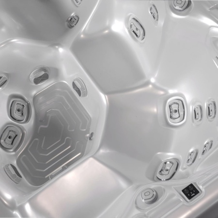 Гидромассажный спа-бассейн Wellis Makalu Life Premium