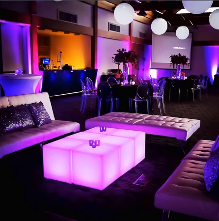 Светильник Куб 10 питание от сети 220В, RGB